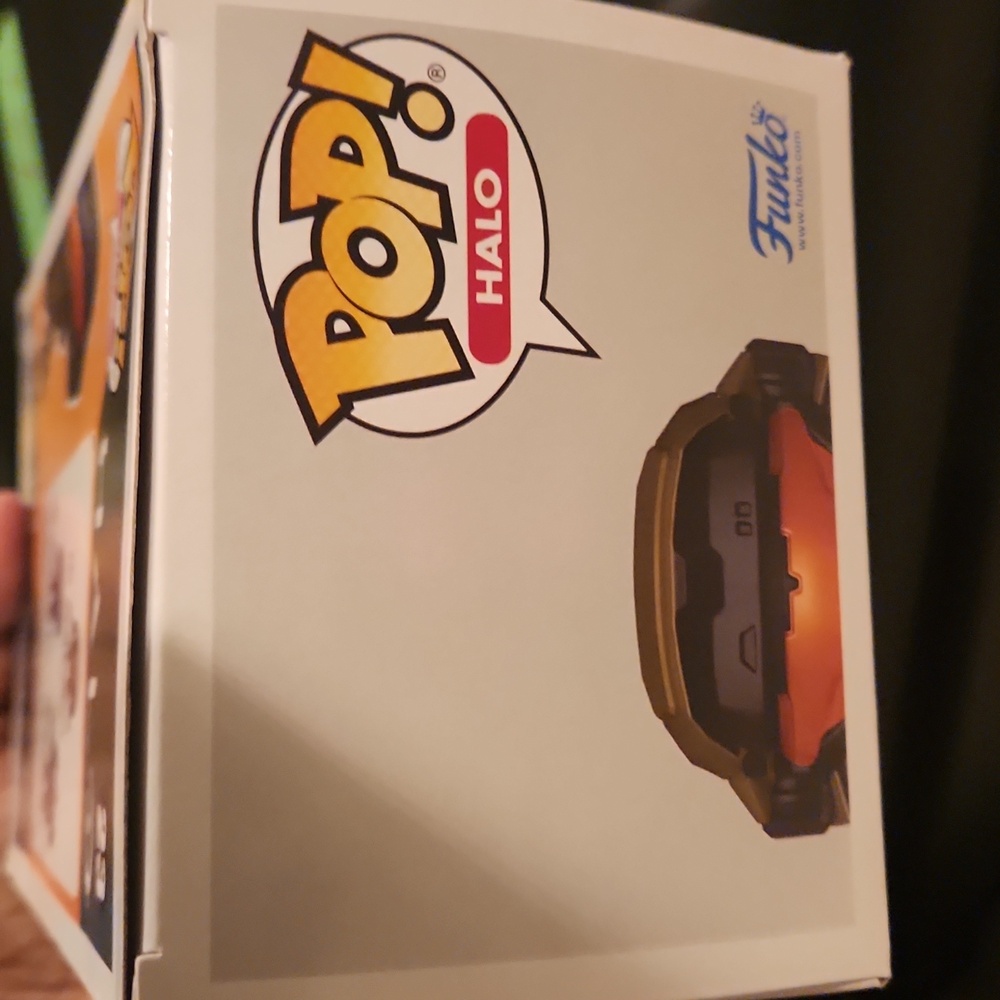 Funko Pop #23 Halo Spartan Grenadier with HMG Best Buy Exclusive - Picture 6 of 9
